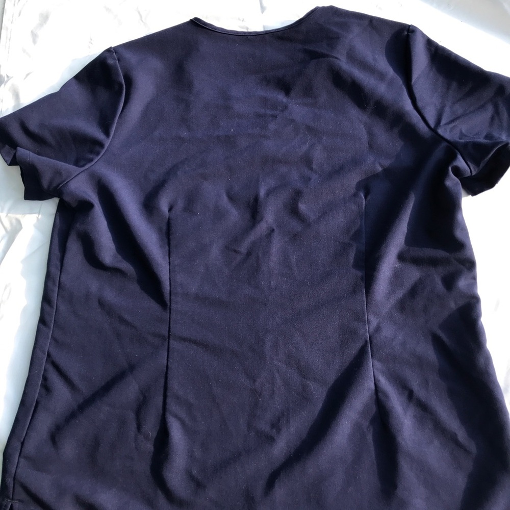 Figs Catarina Navy scrub top-Size Medium - Picture 4 of 6